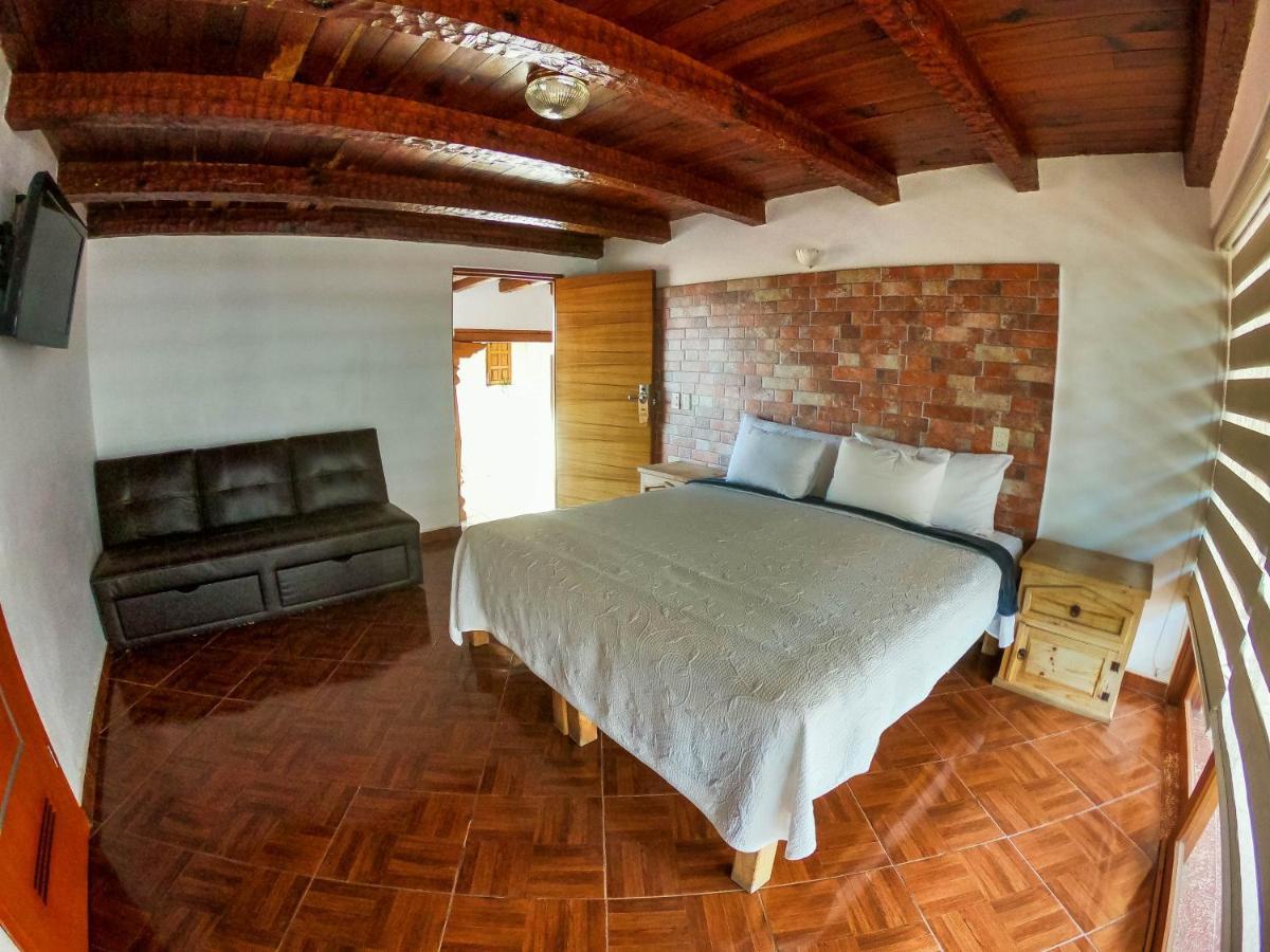 Real Carretero Hotel Tapalpa Bagian luar foto